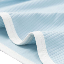 Load image into Gallery viewer, Classy Thread Shorts