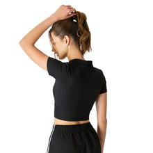 将图片加载到图库查看器,Classy Thread Crop Top