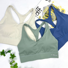 Load image into Gallery viewer, Diamond Racer Sports Bra with Detachable Padding