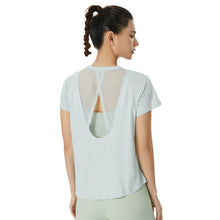 将图片加载到图库查看器,Comfy Mesh Hollow Tee