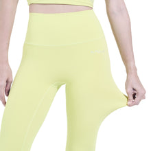 Load image into Gallery viewer, Motion is Lotion Leggings (Energy)