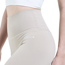 Load image into Gallery viewer, Motion is Lotion Leggings (Energy)