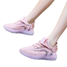 将图片加载到图库查看器,Rainbow Training Sports Shoe