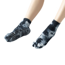 Load image into Gallery viewer, Tie Dye Anti-slip Quarter Length Socks