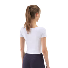 将图片加载到图库查看器，Chic Slim-Fit Top
